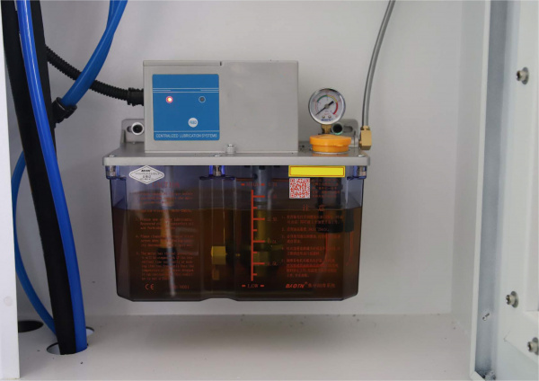 KDVM1370L Вертикальный многоцелевой станок