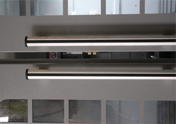 KDVM1370L Вертикальный многоцелевой станок