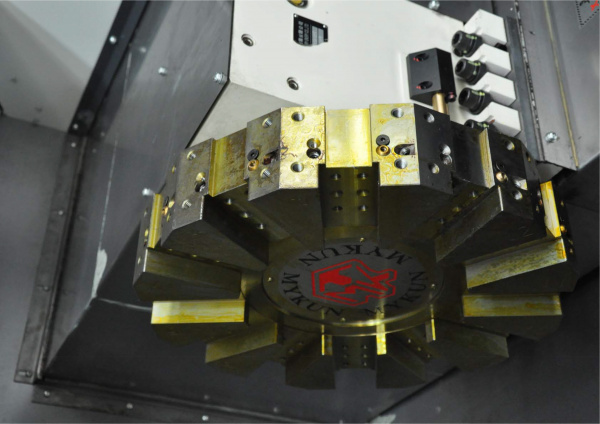 KDCK-40 Токарный станок с ЧПУ с наклонной станиной